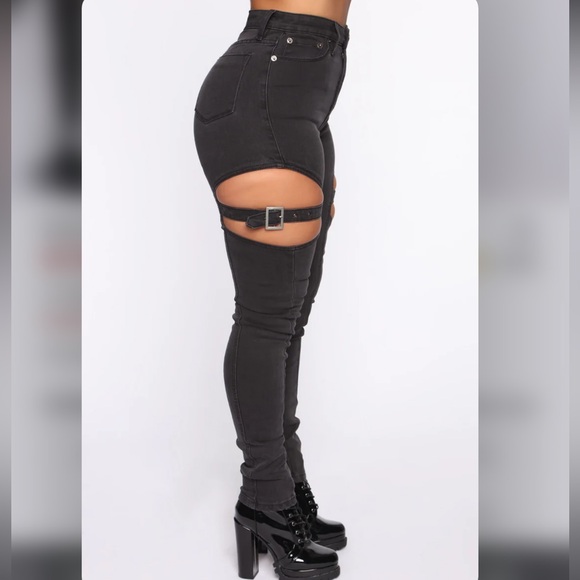 Buckle Up Skinny Jeans - Picture 2 of 6